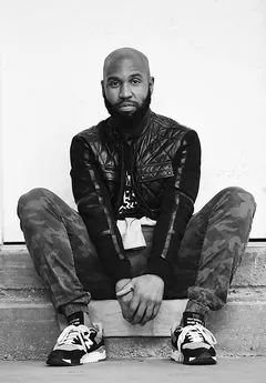 Photo of Claude Kelly